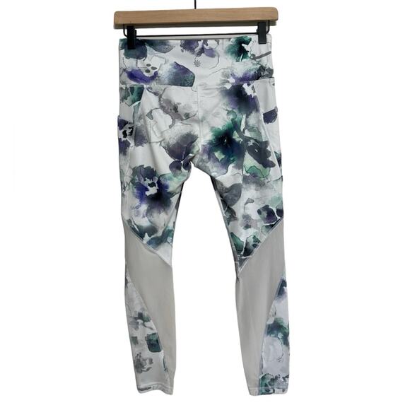 Athleta Floral Mudra Multicolor Stash Pocket Cropped Leggings - Size S - Picture 3 of 8